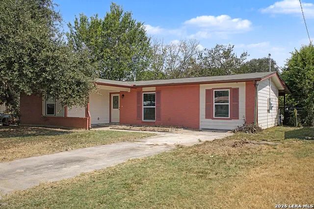 804 AVIATION AVE Schertz, TX 78154