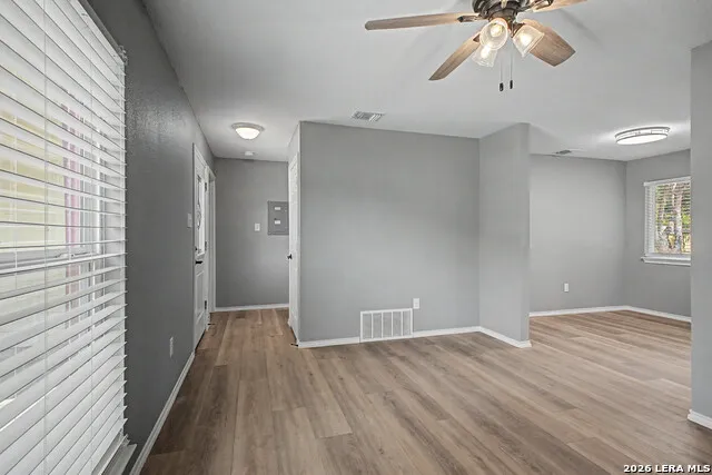 804 AVIATION AVE Schertz, TX 78154