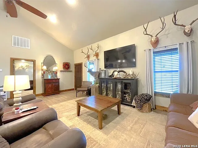 205 Western Ave Leming, TX 78050