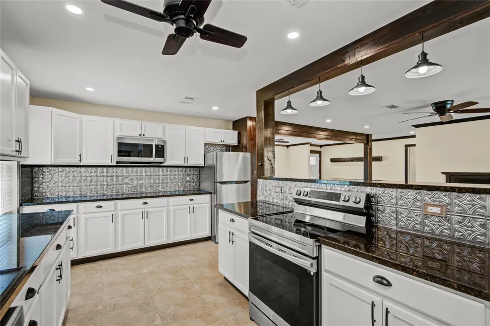 1461 Camellia Street Drive Sweeny, TX 77480