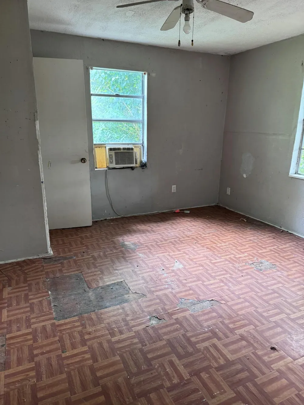 13015 Woody Road Brookside, TX 77581
