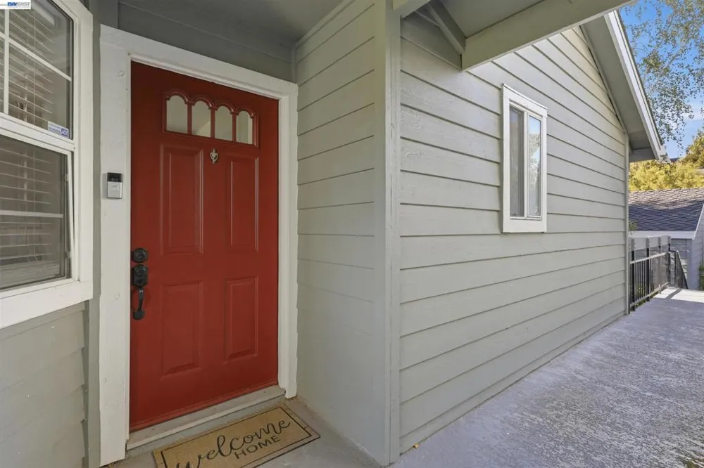 8040 Mountain View Dr #D Pleasanton, CA 94588
