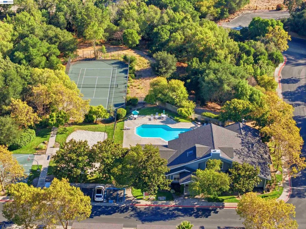 8040 Mountain View Dr #D Pleasanton, CA 94588