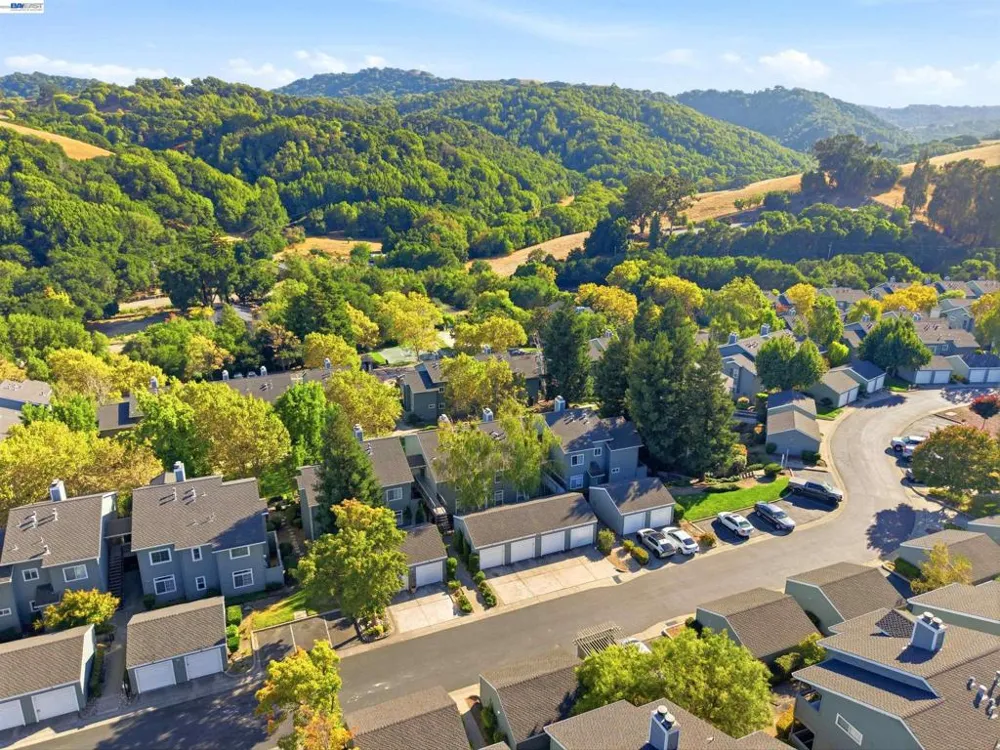 8040 Mountain View Dr #D Pleasanton, CA 94588