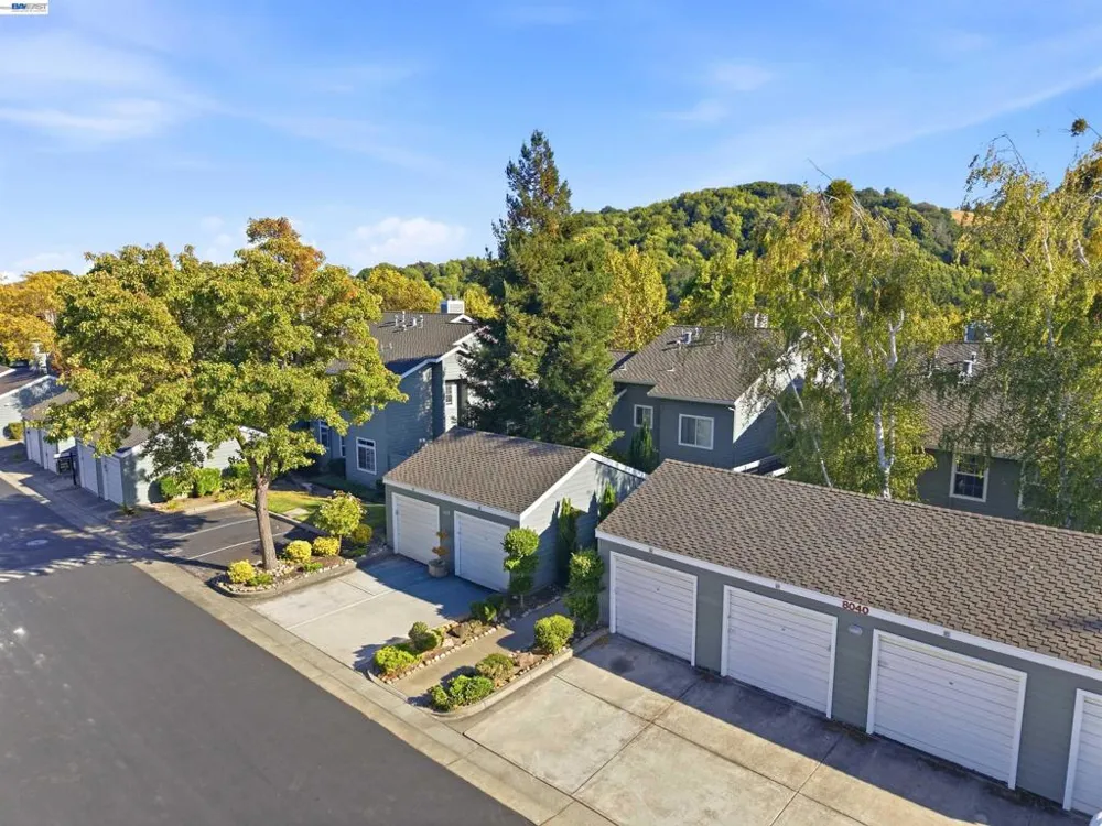 8040 Mountain View Dr #D Pleasanton, CA 94588