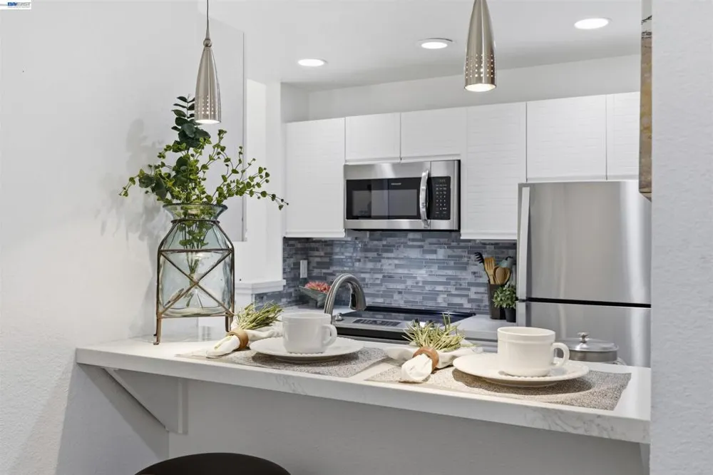 8040 Mountain View Dr #D Pleasanton, CA 94588