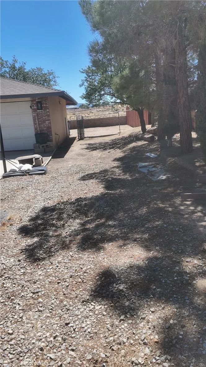 18985 Centennial Street Hesperia, CA 92345