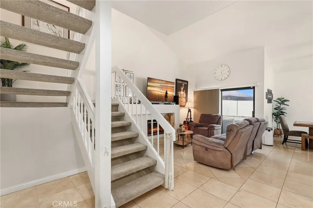 22 Rocky Creek Lane Laguna Hills, CA 92653