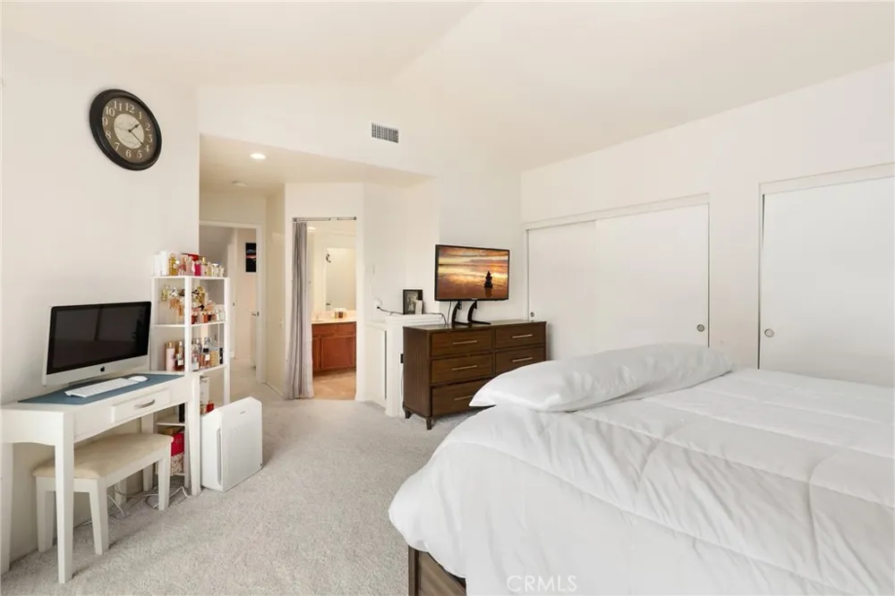 22 Rocky Creek Lane Laguna Hills, CA 92653