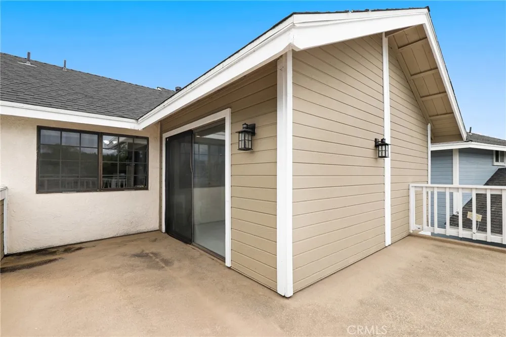 22 Rocky Creek Lane Laguna Hills, CA 92653