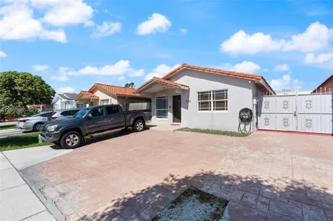 11259 NW 88th Ave #-