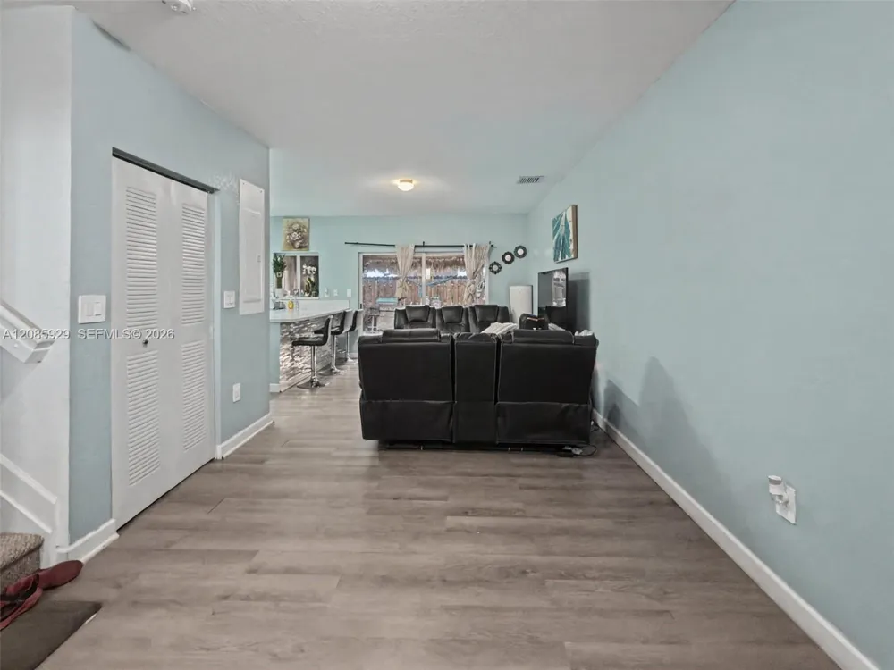 396 NW 12th Pl Florida City, FL 33034