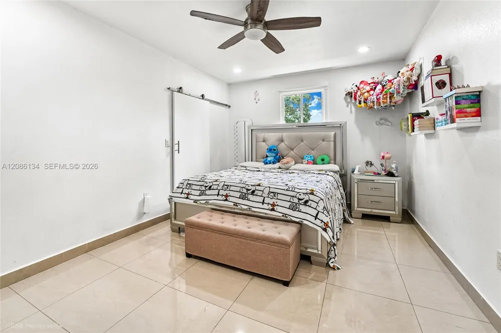 2934 NW 96th St Miami, FL 33147