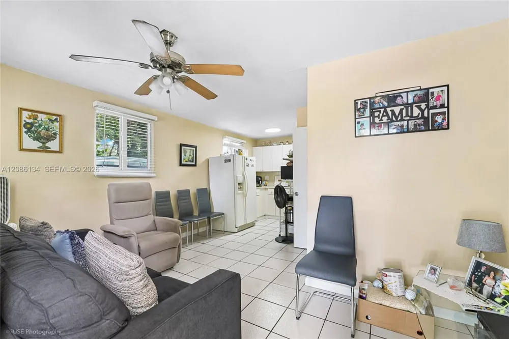 2934 NW 96th St Miami, FL 33147