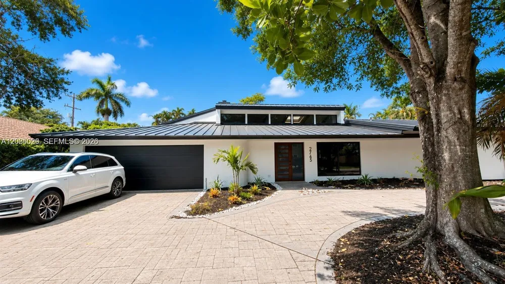 2765 NE 35th Dr Fort Lauderdale, FL 33308