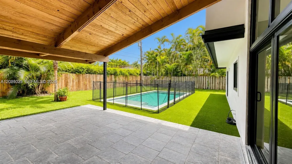 2765 NE 35th Dr Fort Lauderdale, FL 33308