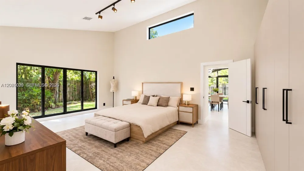 2765 NE 35th Dr Fort Lauderdale, FL 33308