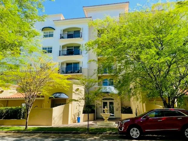 118 Zamora Ave #409 Coral Gables, FL 33134