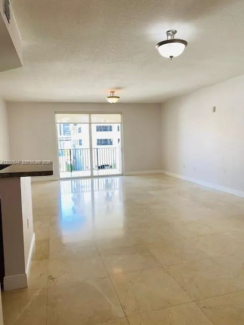 118 Zamora Ave #409 Coral Gables, FL 33134