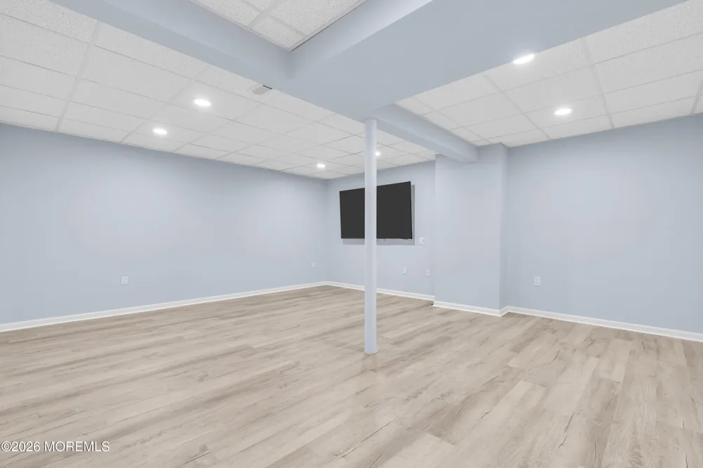 319 Deuce Drive Wall, NJ 07719