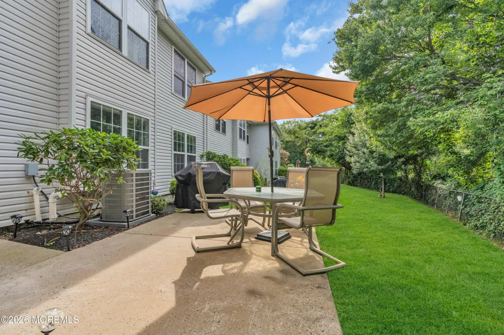 319 Deuce Drive Wall, NJ 07719