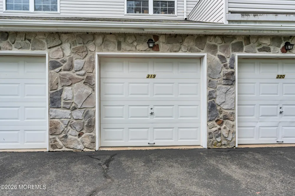 319 Deuce Drive Wall, NJ 07719
