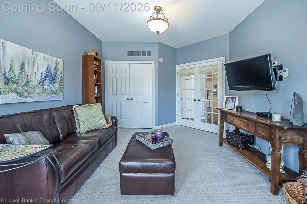 398 Delmar Court Highland Charter Township, MI 48357