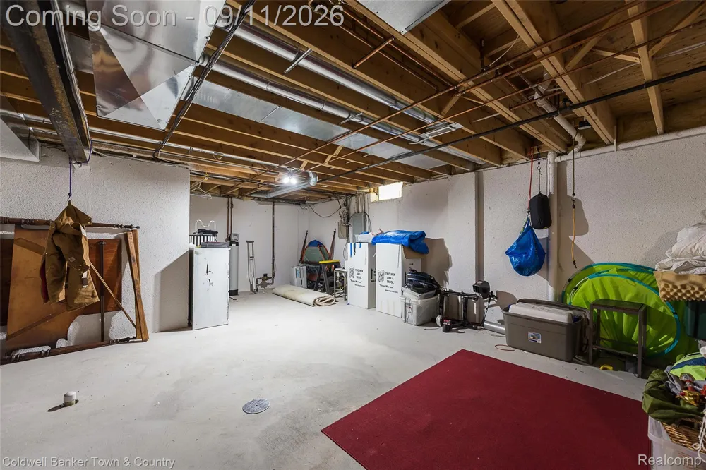 398 Delmar Court Highland Charter Township, MI 48357