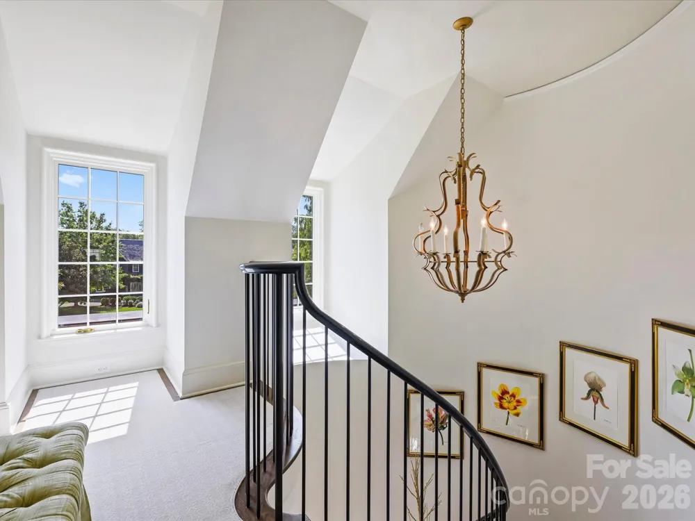 2414 Forest Drive Charlotte, NC 28211
