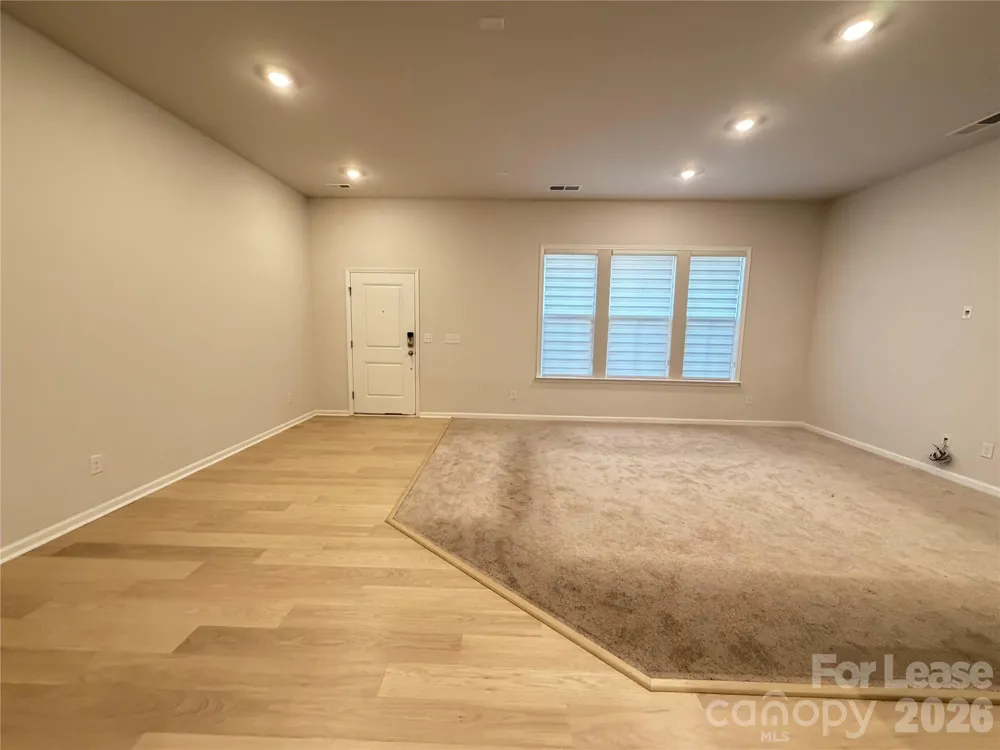 5757 Coulee Lane Charlotte, NC 28215