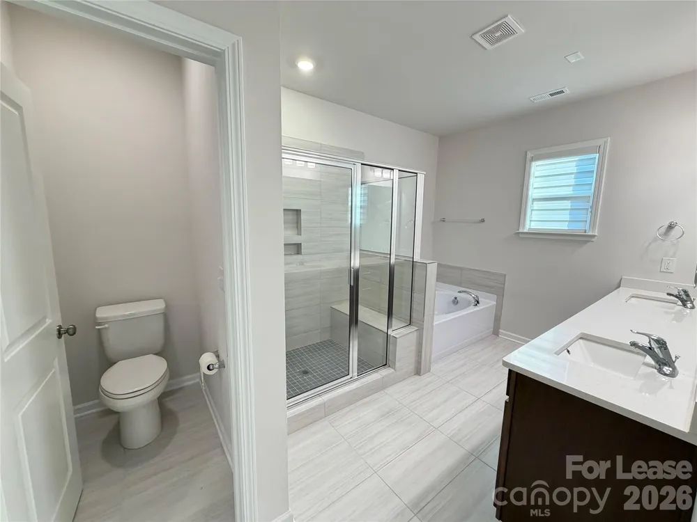 5757 Coulee Lane Charlotte, NC 28215