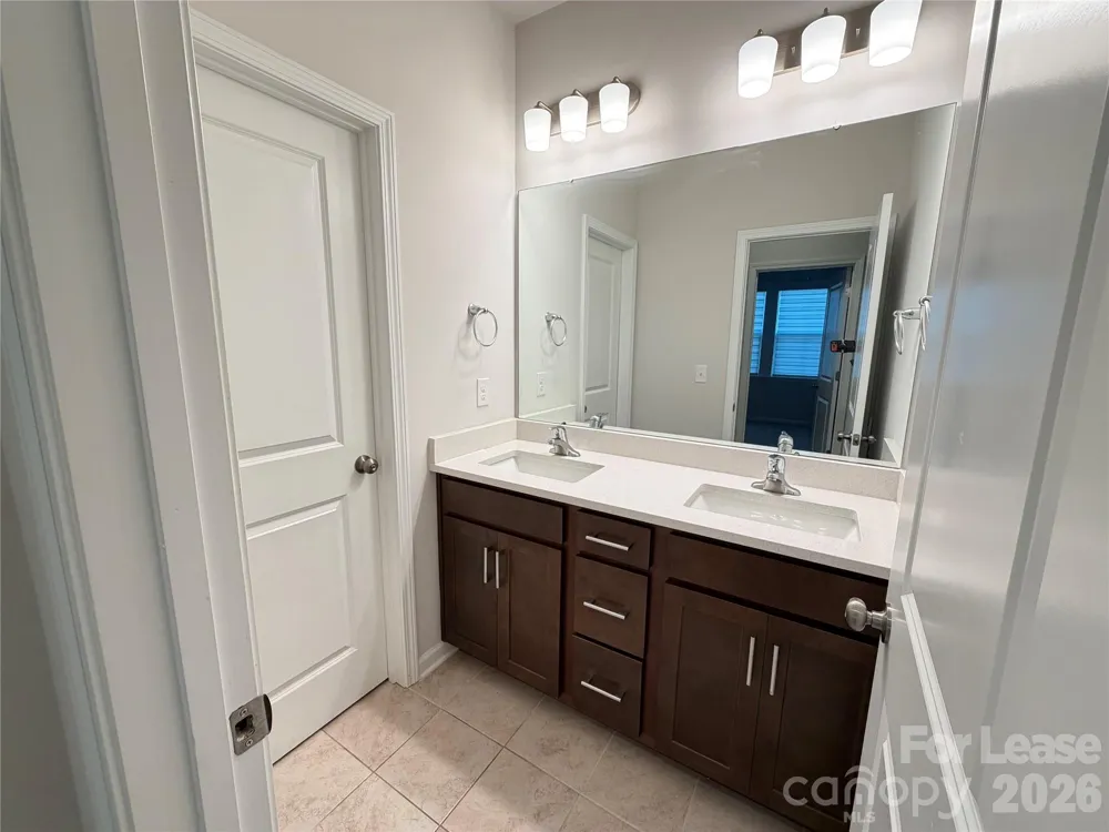 5757 Coulee Lane Charlotte, NC 28215