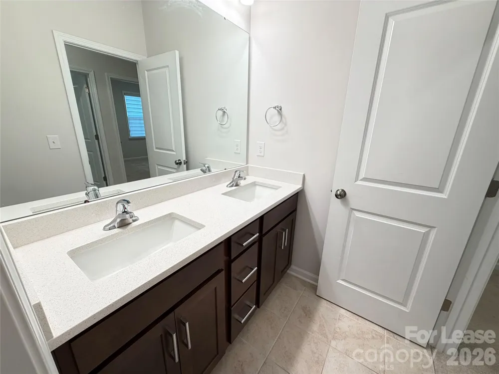5757 Coulee Lane Charlotte, NC 28215