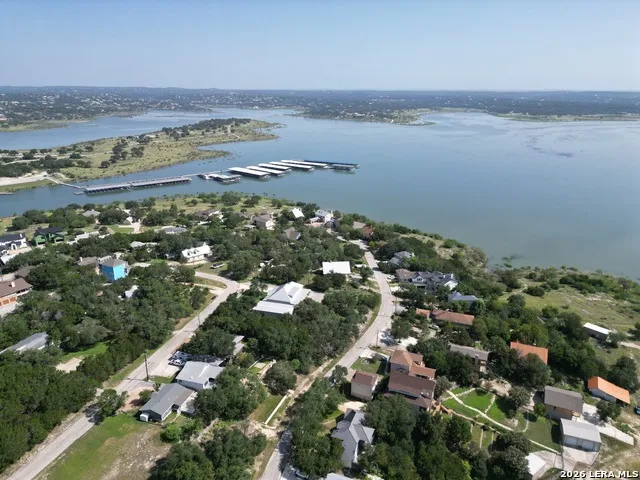 1761 Lakeside W Canyon Lake, TX 78133