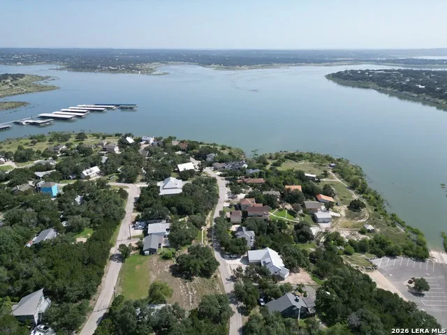 1761 Lakeside W Canyon Lake, TX 78133