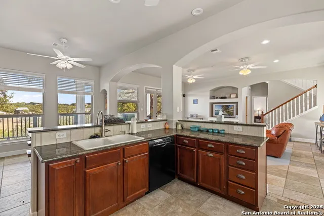 1761 Lakeside W Canyon Lake, TX 78133