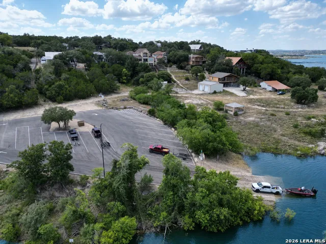 1761 Lakeside W Canyon Lake, TX 78133