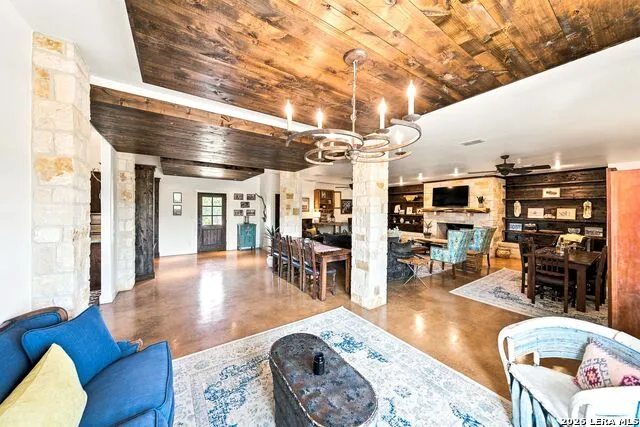 259 Gate Road Pipe Creek, TX 78063