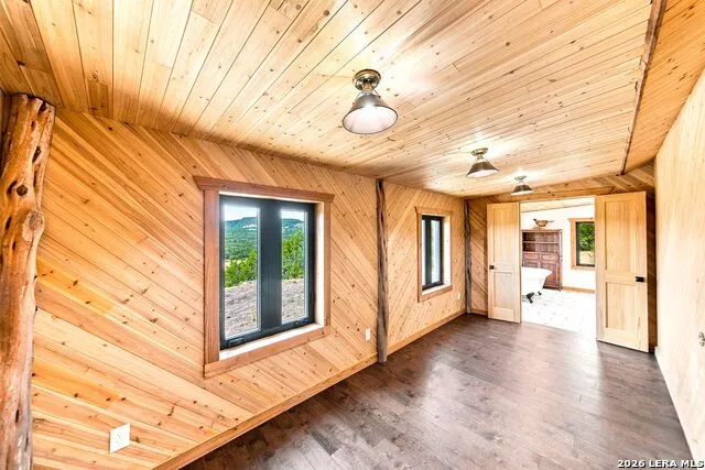 259 Gate Road Pipe Creek, TX 78063