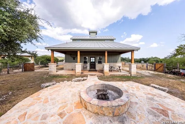 259 Gate Road Pipe Creek, TX 78063