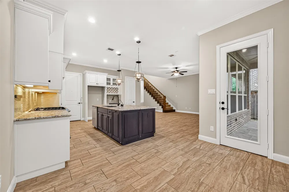 23 Dylan Branch Drive Tomball, TX 77375