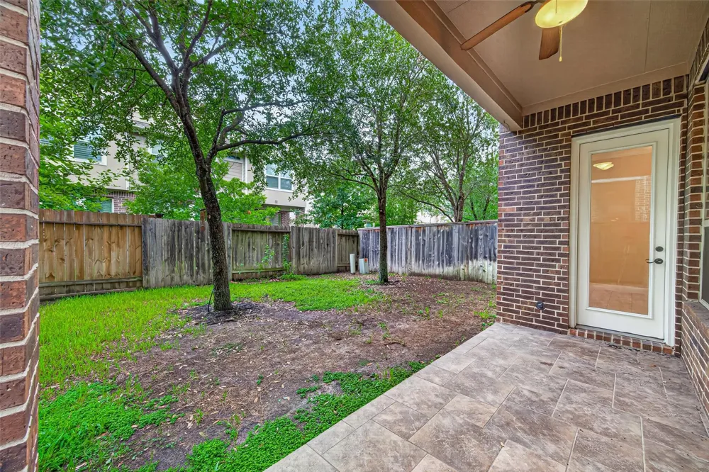 23 Dylan Branch Drive Tomball, TX 77375