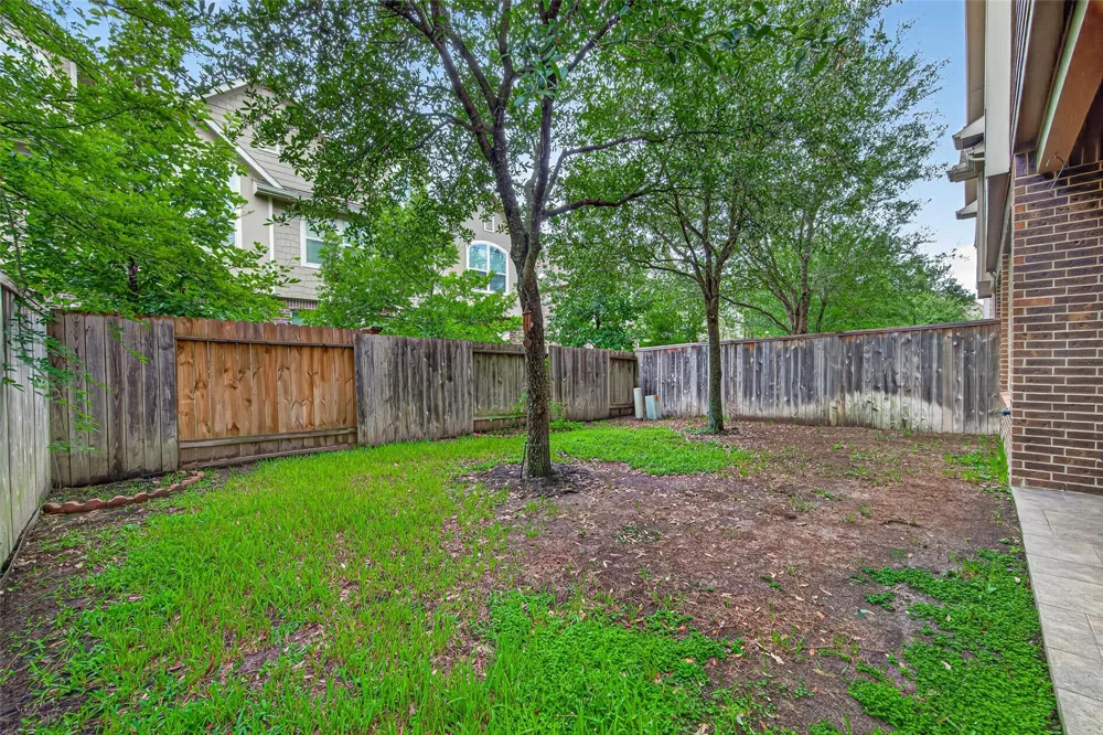 23 Dylan Branch Drive Tomball, TX 77375