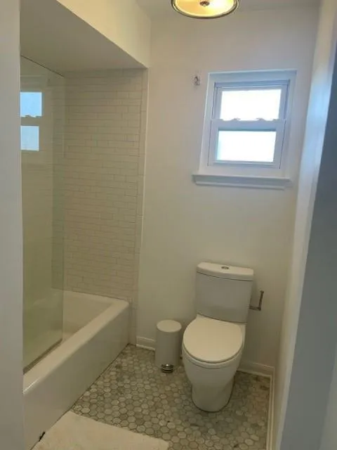 7312 Seawall Boulevard #106 Galveston, TX 77551