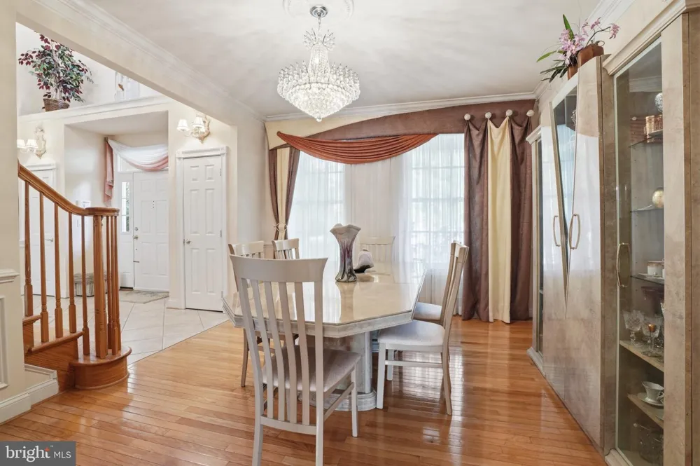 2780 HONEYSUCKLE LANE Huntingdon Valley, PA 19006