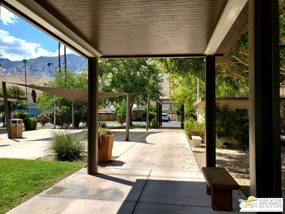 13 Araby Street Palm Springs, CA 92264