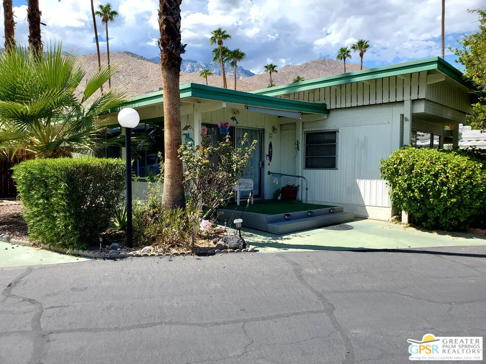 13 Araby Street Palm Springs, CA 92264