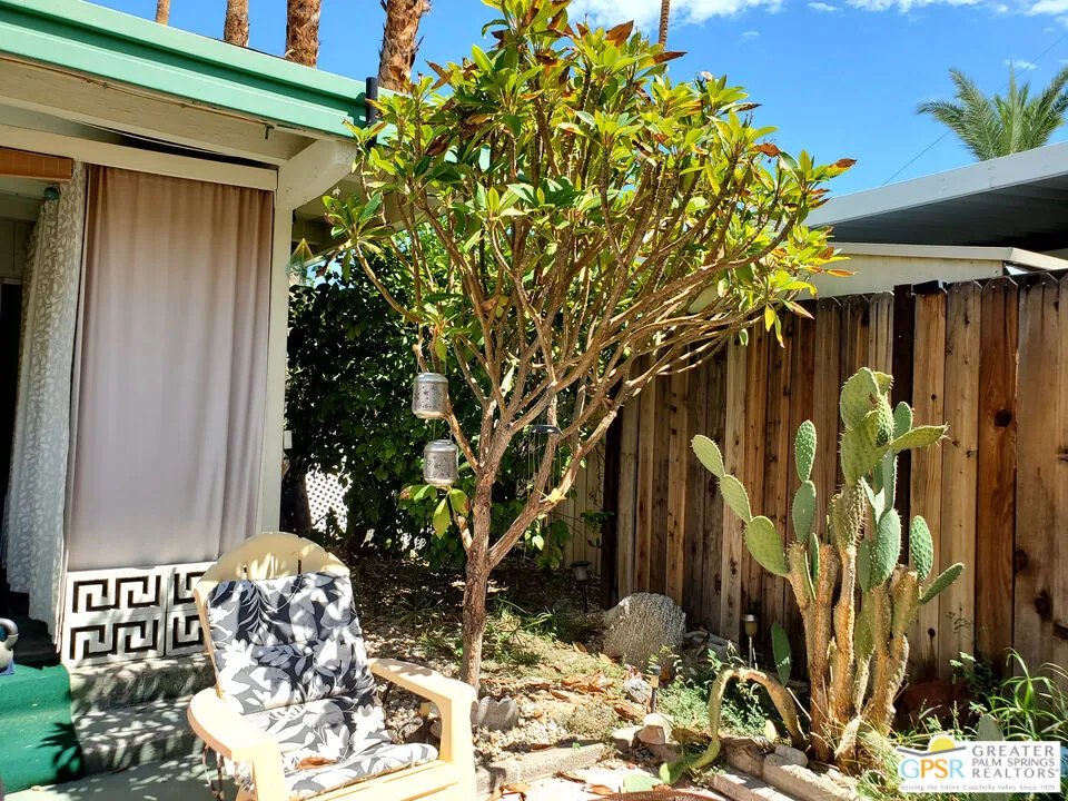 13 Araby Street Palm Springs, CA 92264
