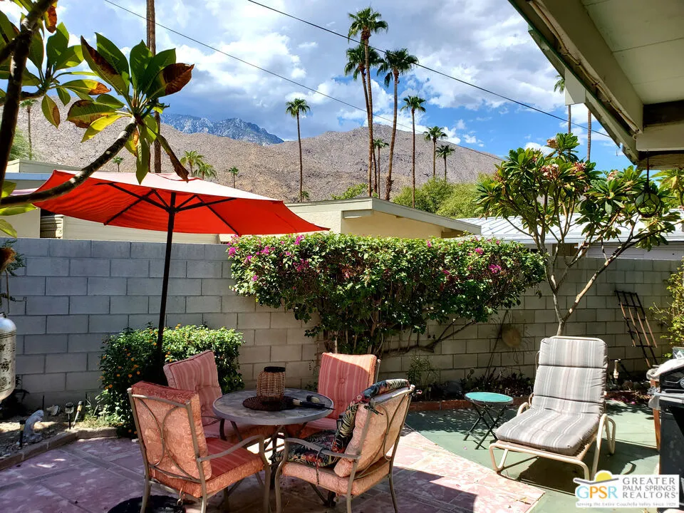 13 Araby Street Palm Springs, CA 92264