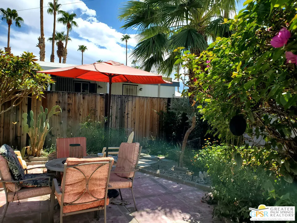 13 Araby Street Palm Springs, CA 92264
